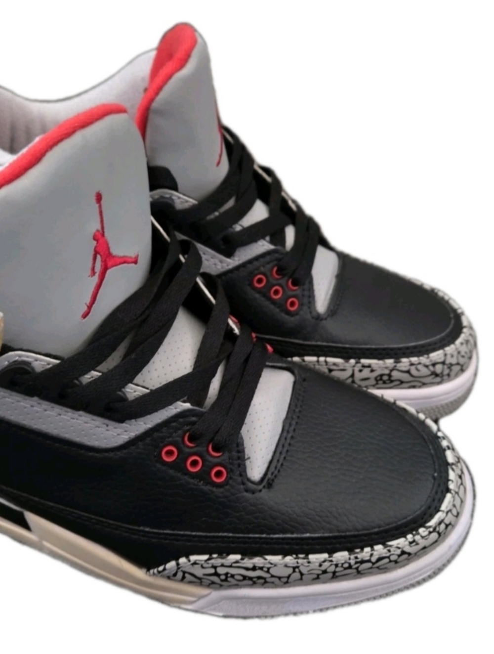 Nike Air Jordan 3 Retro OG Black Cement DN3707-010 US Men's 11 - Picture 4 of 17